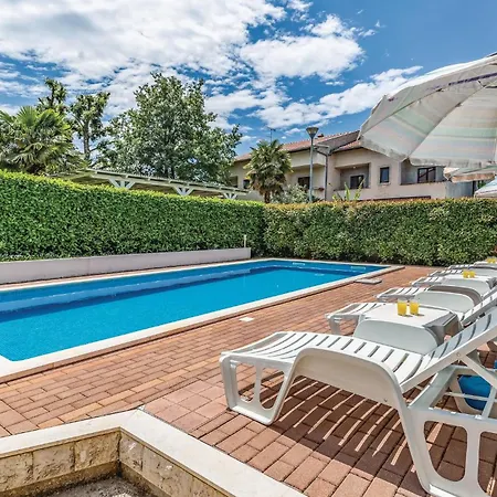 In With Wifi Apartment Porec